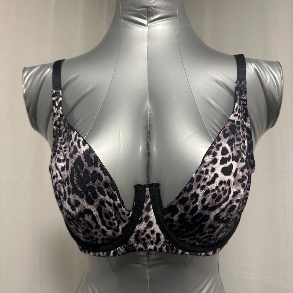 Frederick's of Hollywood Cheetah Print Bra Size 32D New Without Tags